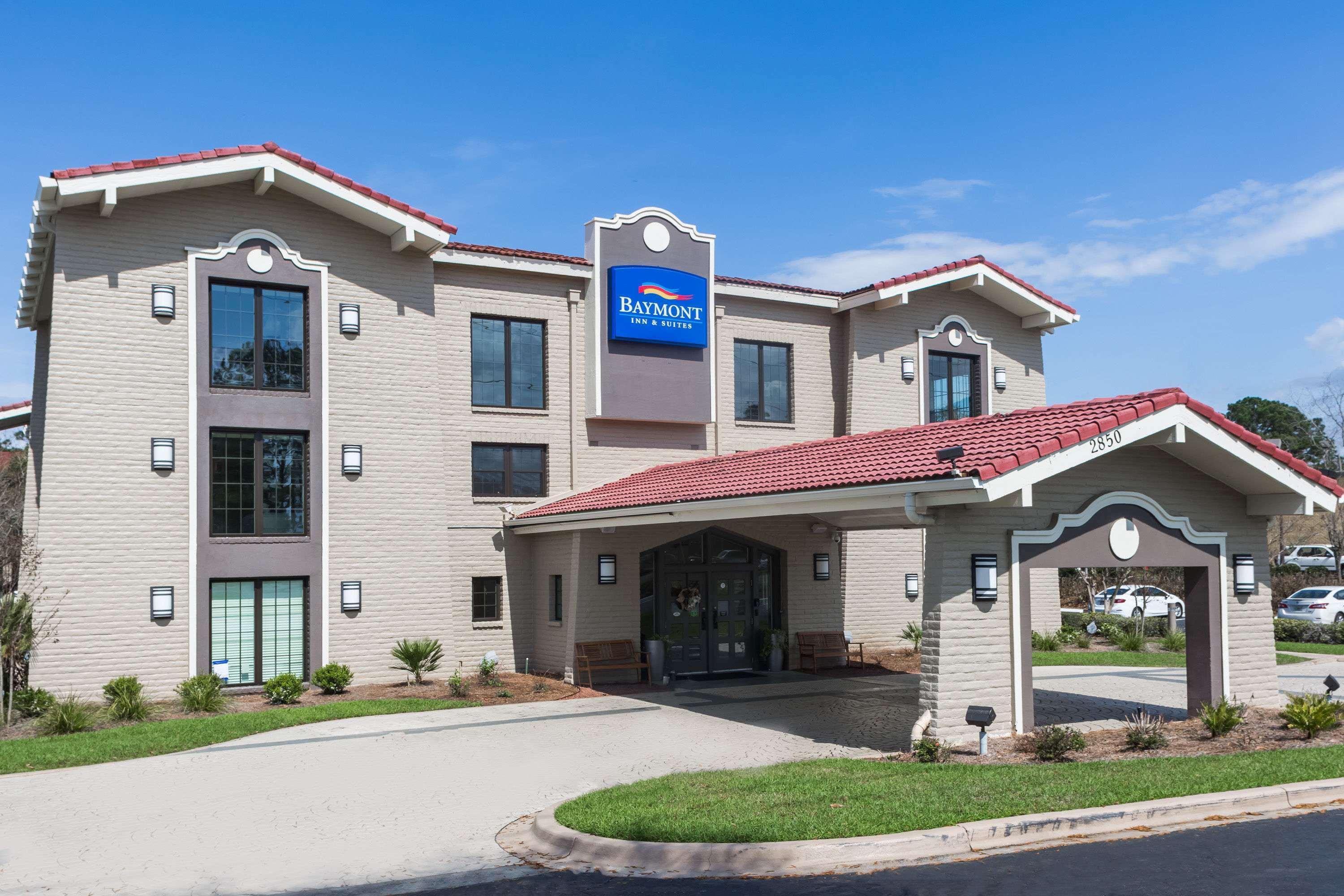 Casa Bella Inn & Suites Extended Stay Tallahassee Bagian luar foto